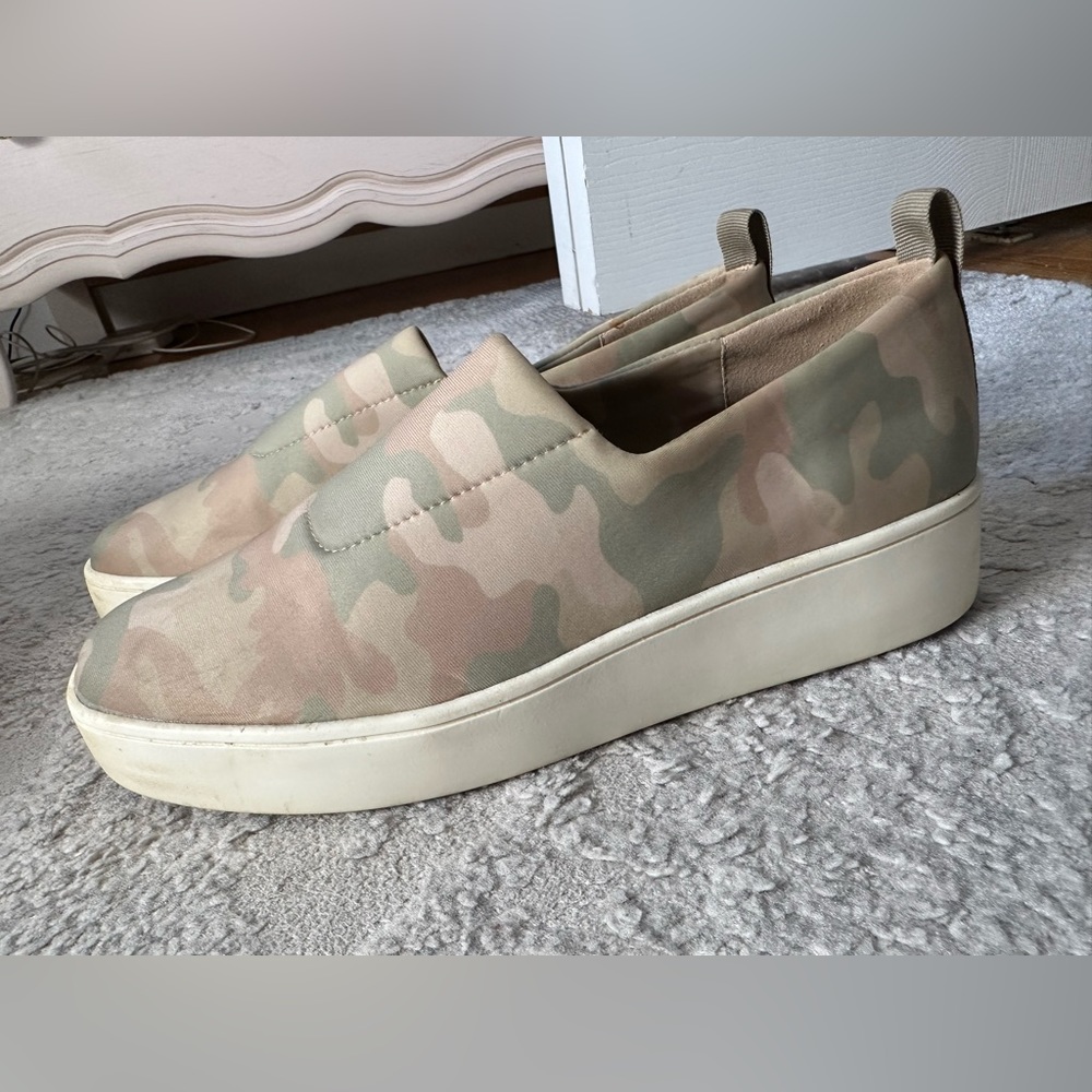 Camo platform sneakers